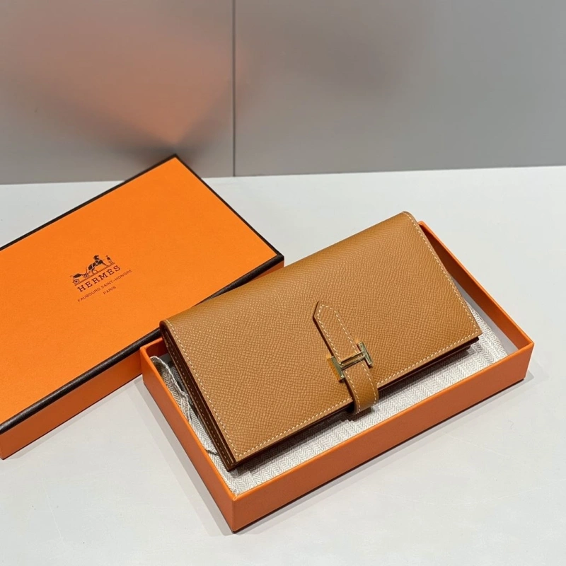 H**me5 wallets 4197-0717