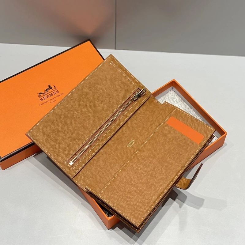 H**me5 wallets 4197-0717