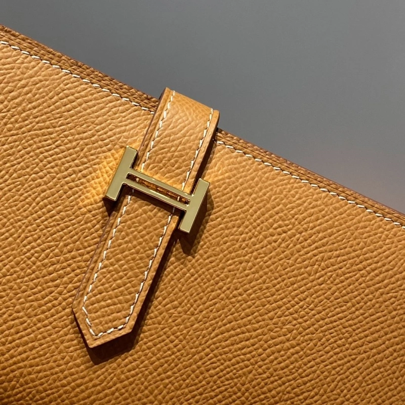 H**me5 wallets 4197-0717