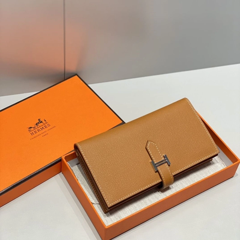 H**me5 wallets 4197-0718