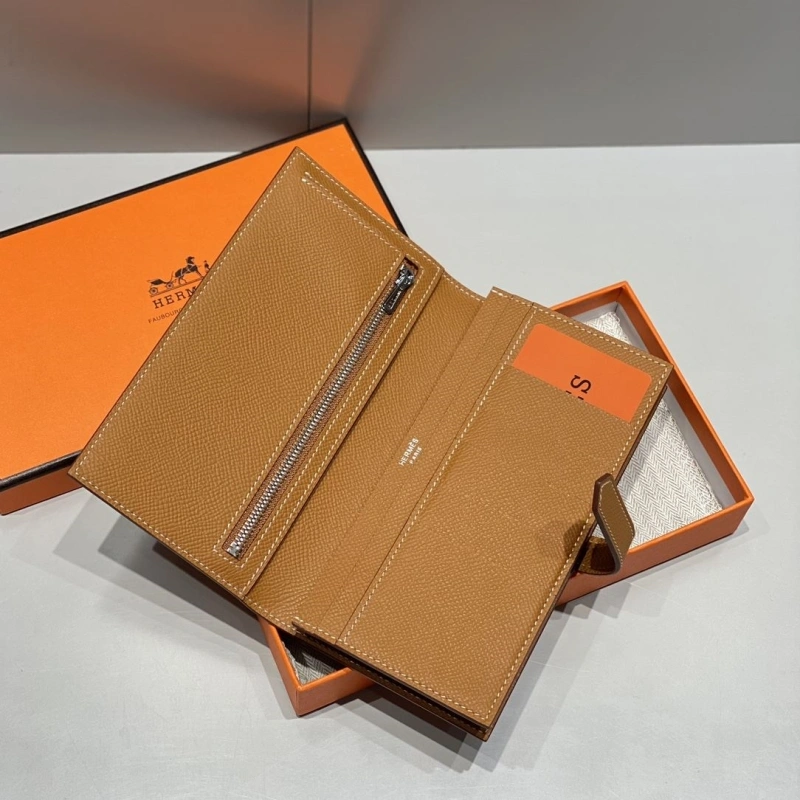 H**me5 wallets 4197-0718