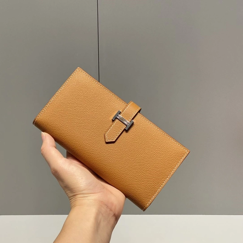 H**me5 wallets 4197-0718