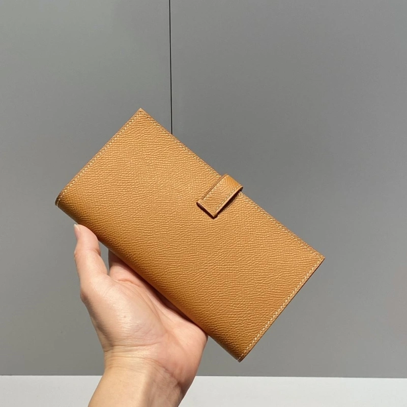 H**me5 wallets 4197-0718