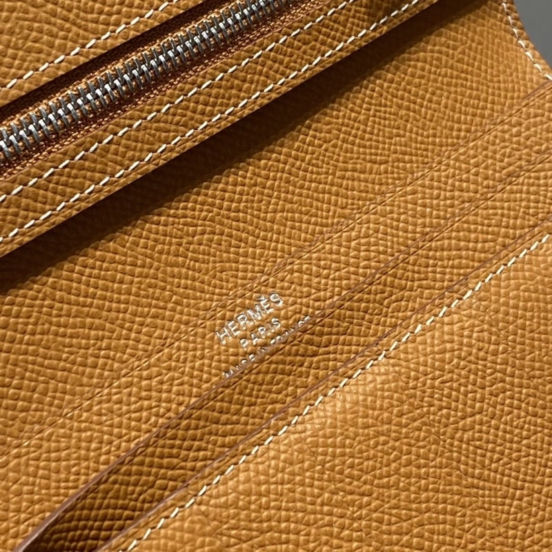 H**me5 wallets 4197-0718