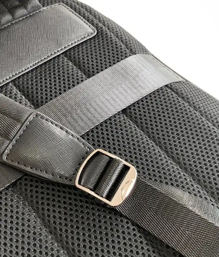 LV Backpacks 4206A-0087