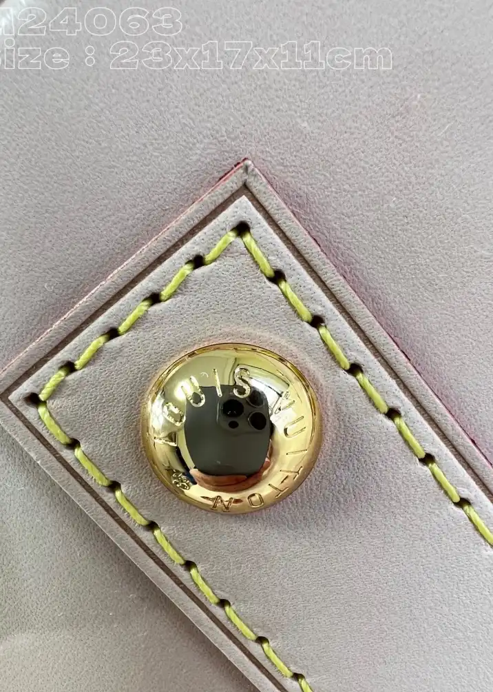 LV Top Handle Bags 4206A-0290
