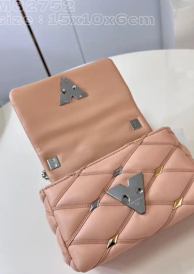 lv twist De*1m bags 4206a-0293
