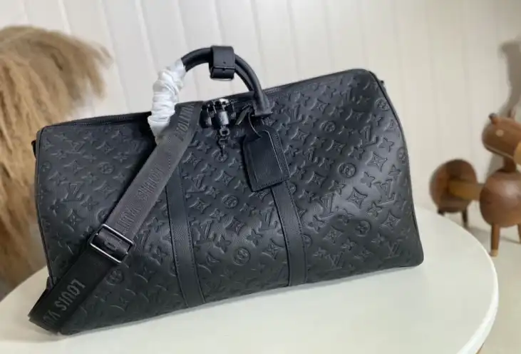 LV Travel Bags 4206A-0364
