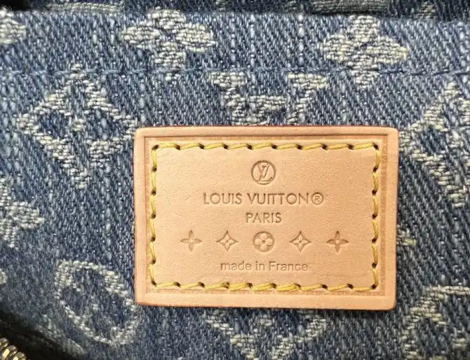 LV Round Bags 4206A-0369