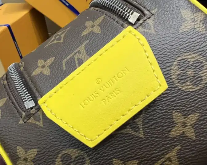 LV Cosmetic Bags 4206A-0372