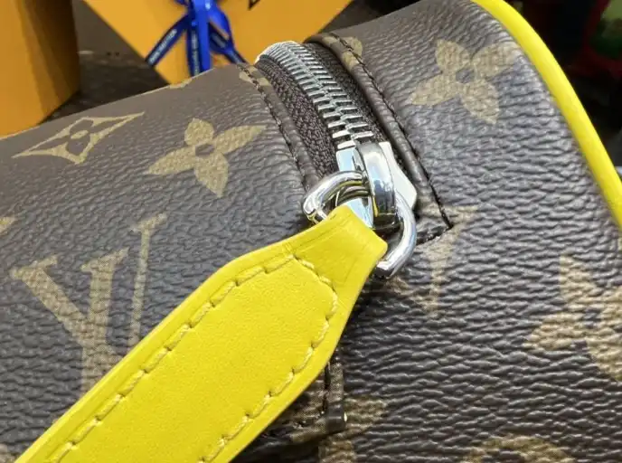 LV Cosmetic Bags 4206A-0372