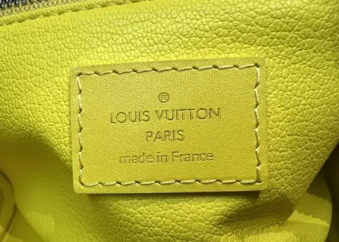 LV Cosmetic Bags 4206A-0372