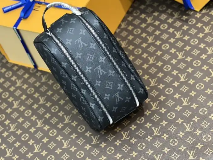 LV Cosmetic Bags 4206A-0374