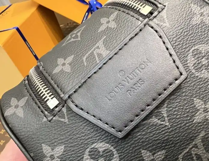 LV Cosmetic Bags 4206A-0374
