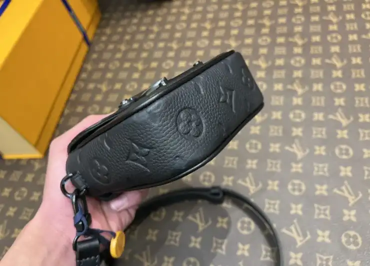LV Top Handle Bags 4206A-0375
