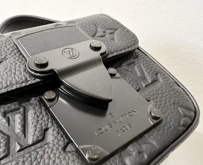 LV Top Handle Bags 4206A-0375