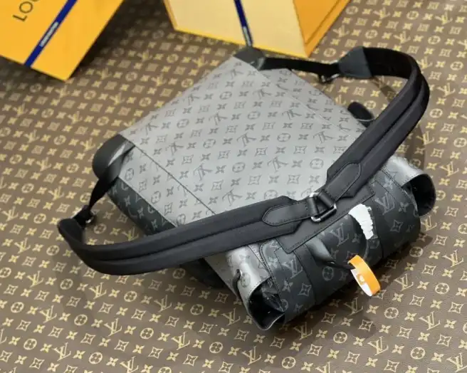 LV Backpacks 4206A-0379