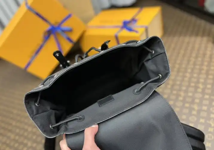 LV Backpacks 4206A-0381