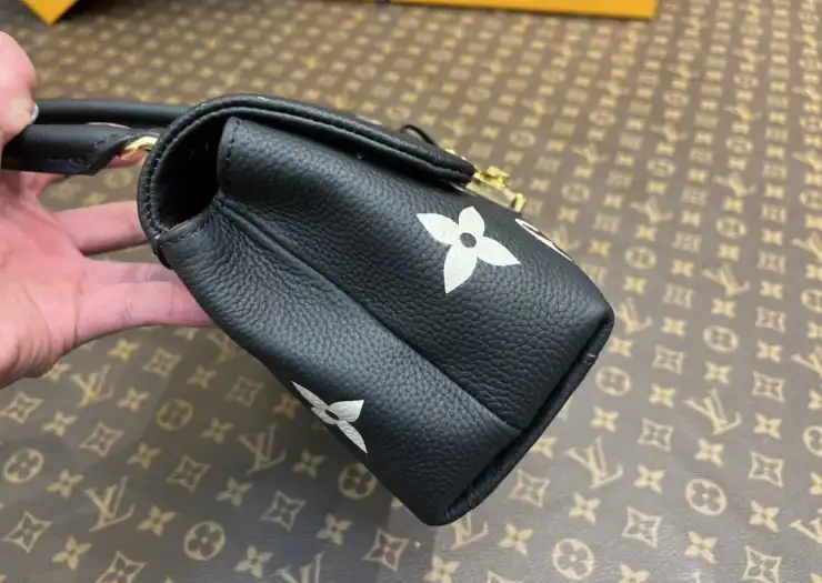 LV Top Handle Bags 4206A-0386