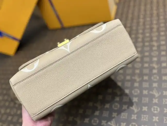 LV Top Handle Bags 4206A-0389