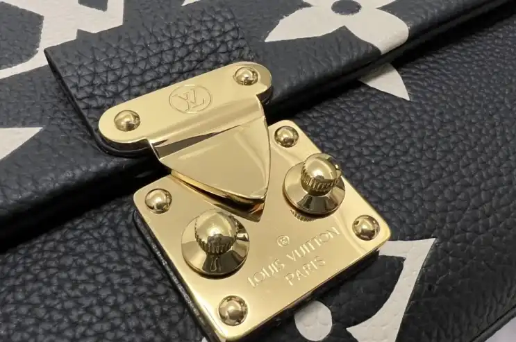 LV Top Handle Bags 4206A-0390