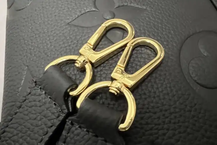 LV Top Handle Bags 4206A-0391