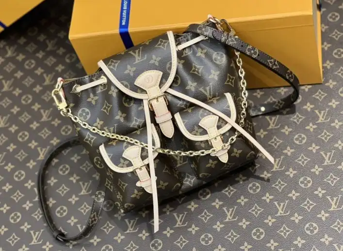 LV Backpacks 4206A-0392