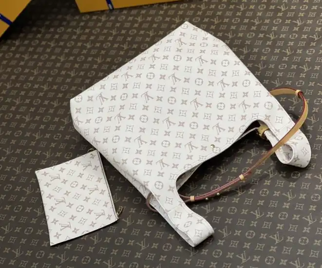 LV Top Handle Bags 4206A-0393