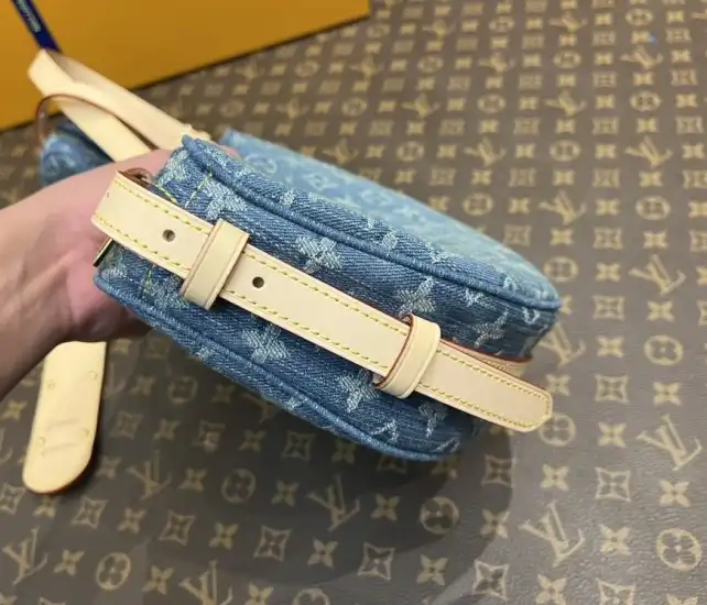 LV Top Handle Bags 4206A-0396