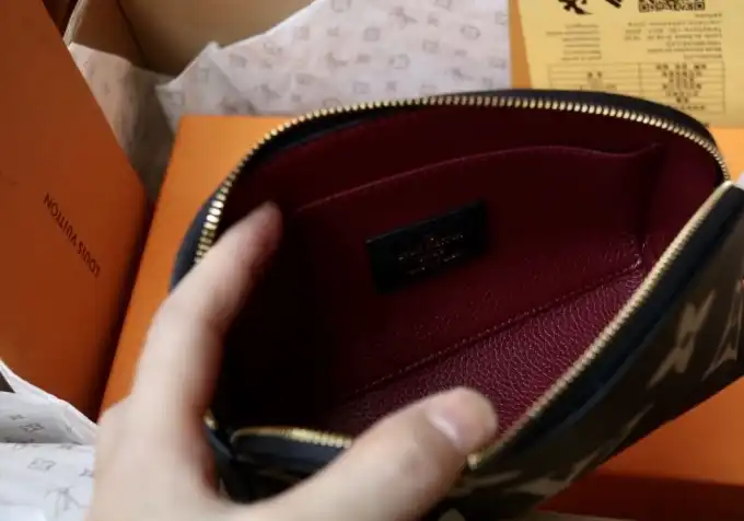 LV Clutch Bags 4206A-0796