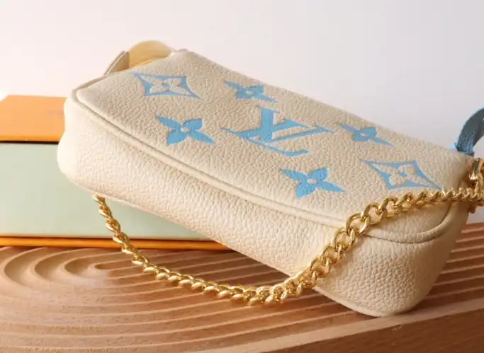 LV Clutch Bags 4206A-0805