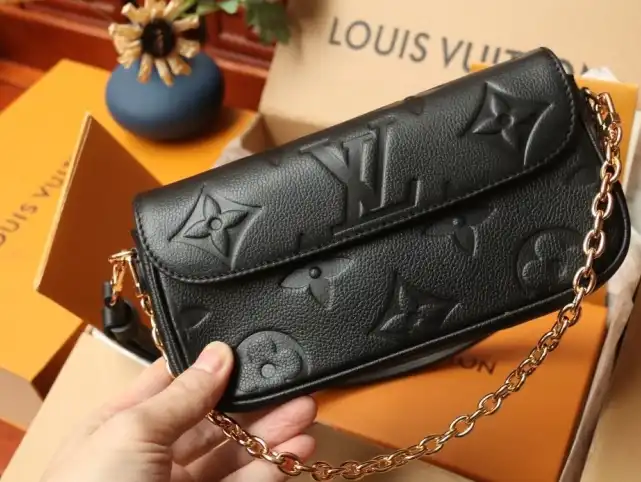 LV Top Handle Bags 4206A-0811
