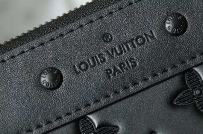 LV Clutch Bags 4206A-0854