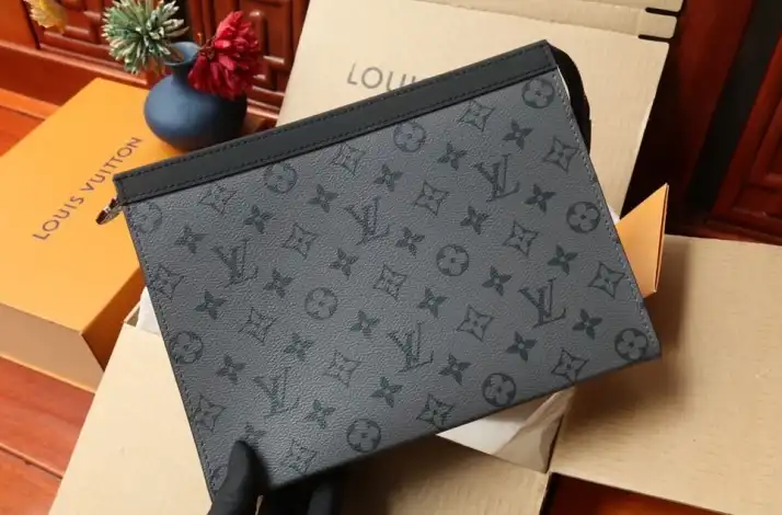 LV Clutch Bags 4206A-0858