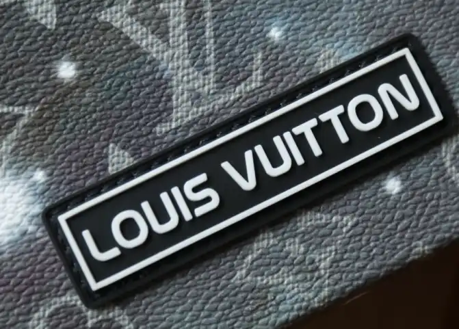 LV Clutch Bags 4206A-0861