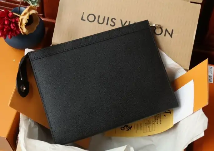 LV Clutch Bags 4206A-0864