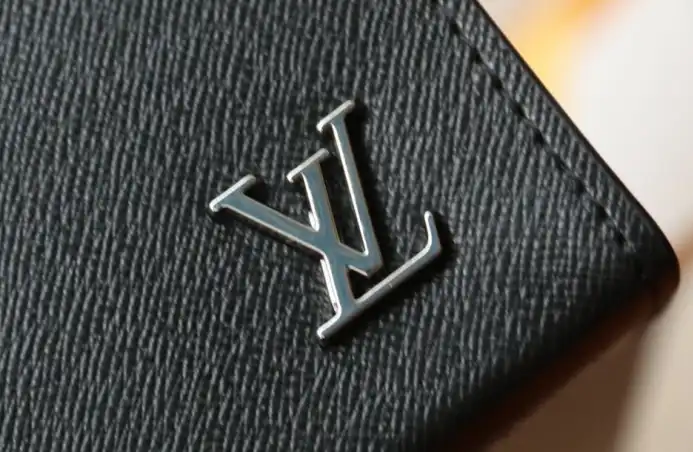 LV Clutch Bags 4206A-0864
