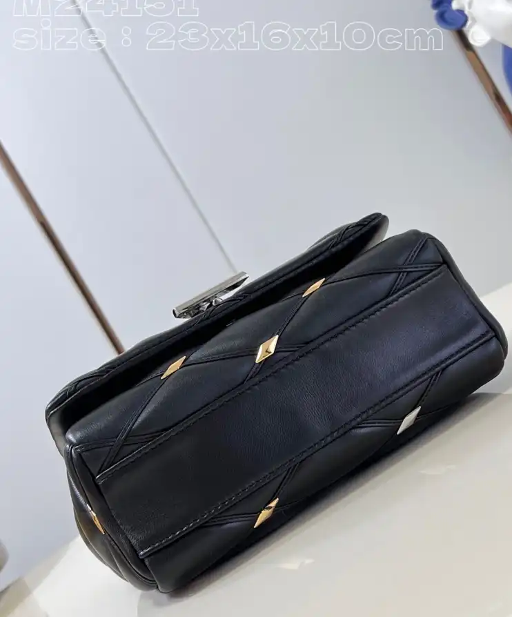 lv twist De*1m bags 4206a-1252
