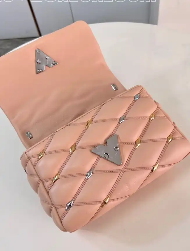 lv twist De*1m bags 4206a-1253