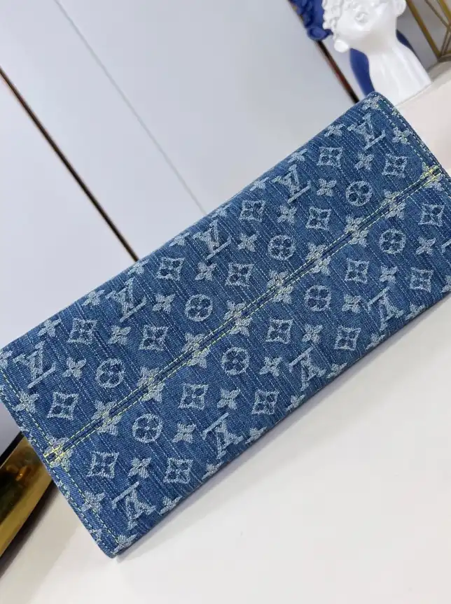 LV Shopping Bags 4206A-1256
