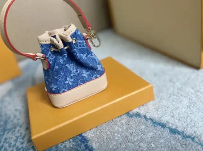 LV Bucket Bags 4206A-1258