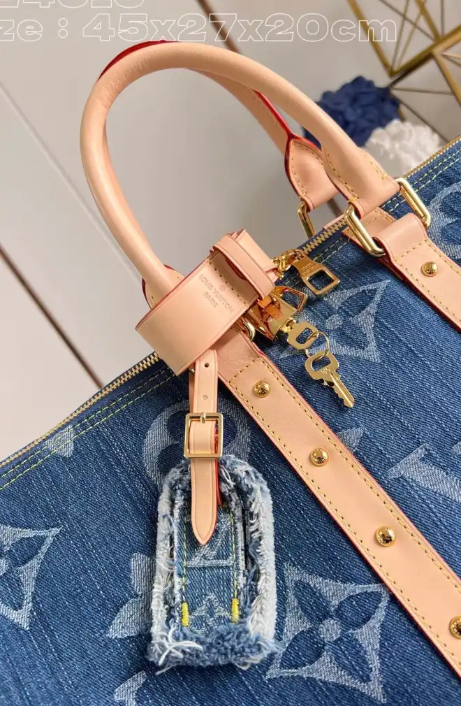 LV Travel Bags 4206A-1270