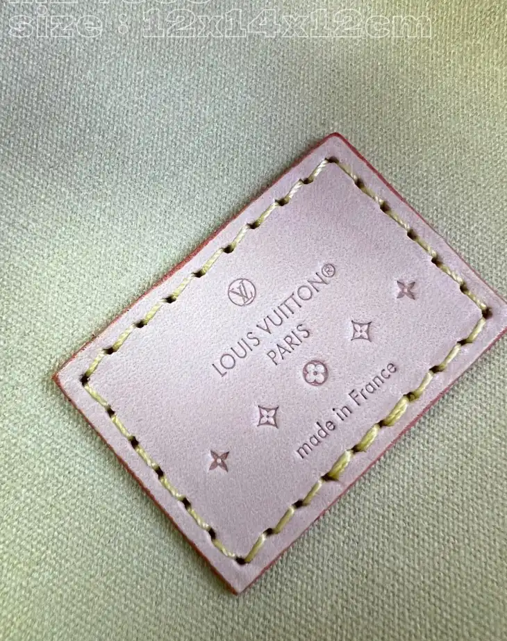 LV Round Bags 4206A-1279