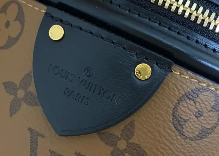 LV Round Bags 4206A-1391