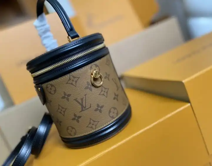 LV Round Bags 4206A-1391