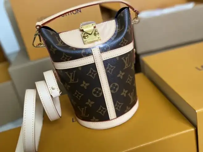 LV Round Bags 4206A-1392