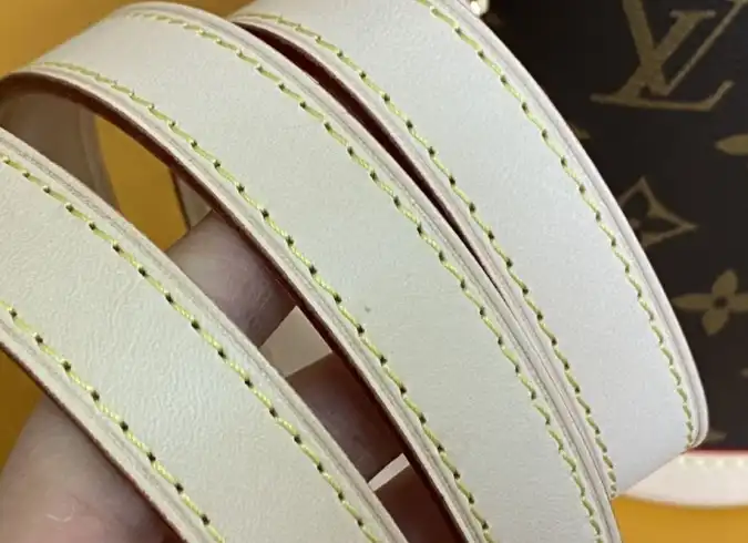LV Round Bags 4206A-1392