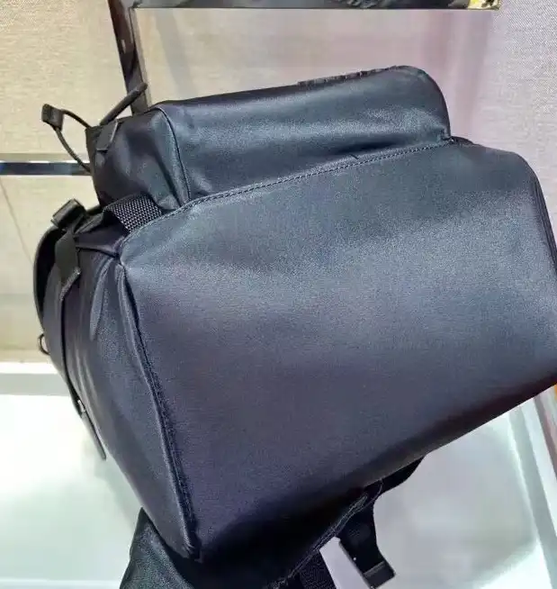LV Backpacks 4206A-2400