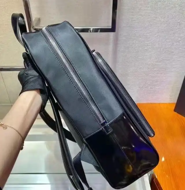LV Backpacks 4206A-2401