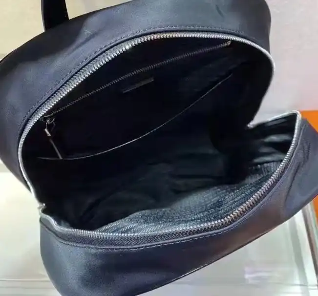 LV Backpacks 4206A-2401